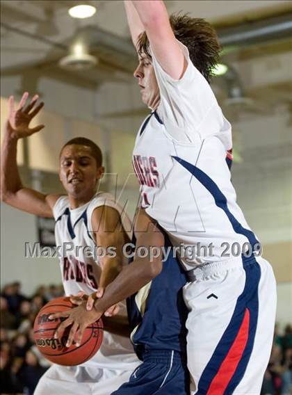 Thumbnail 1 in West vs. Modesto Christian (Modesto Christian Holiday Hoops) photogallery.