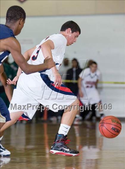 Thumbnail 3 in West vs. Modesto Christian (Modesto Christian Holiday Hoops) photogallery.
