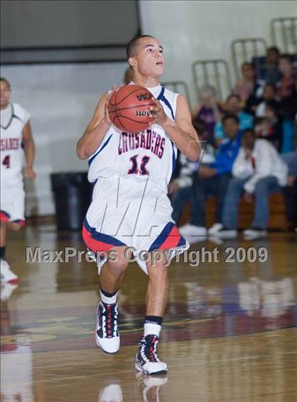 Thumbnail 2 in West vs. Modesto Christian (Modesto Christian Holiday Hoops) photogallery.