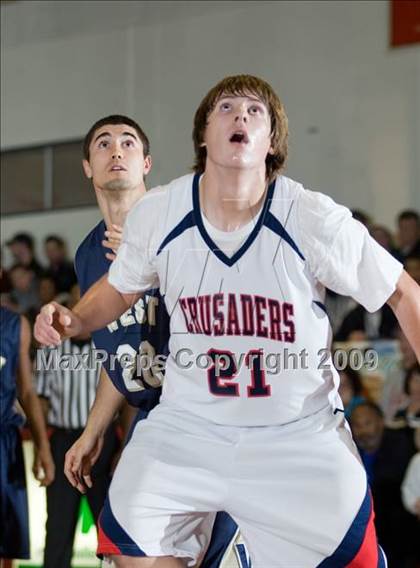 Thumbnail 1 in West vs. Modesto Christian (Modesto Christian Holiday Hoops) photogallery.