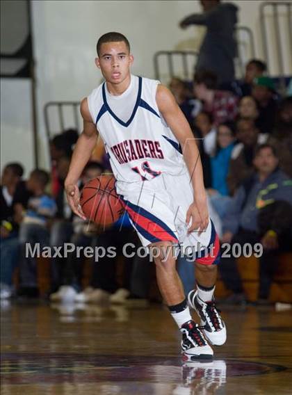 Thumbnail 2 in West vs. Modesto Christian (Modesto Christian Holiday Hoops) photogallery.