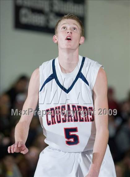 Thumbnail 2 in West vs. Modesto Christian (Modesto Christian Holiday Hoops) photogallery.