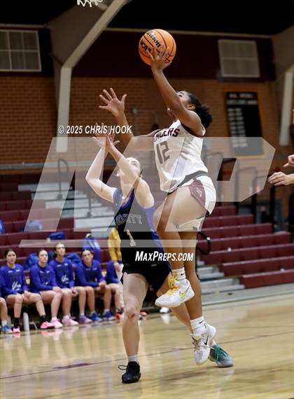 Thumbnail 2 in Prescott vs Salpointe Catholic  (Salpointe Cactus Clash) photogallery.