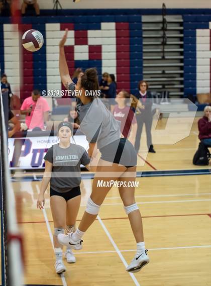 Thumbnail 3 in Hamilton vs Perry photogallery.