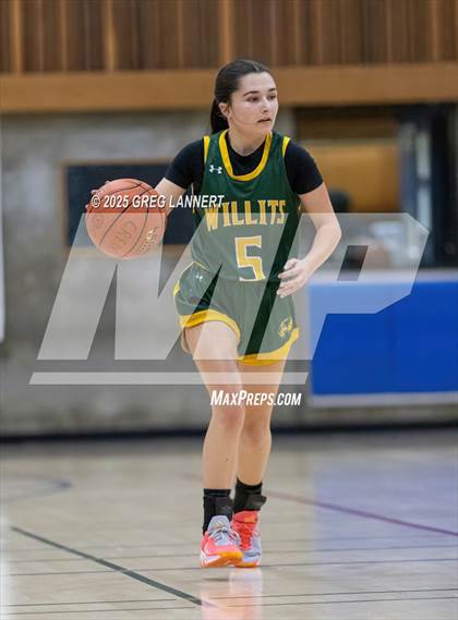 Thumbnail 2 in Willits @ Credo photogallery.