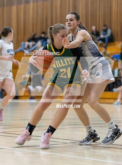 Thumbnail 3 in Willits @ Credo photogallery.