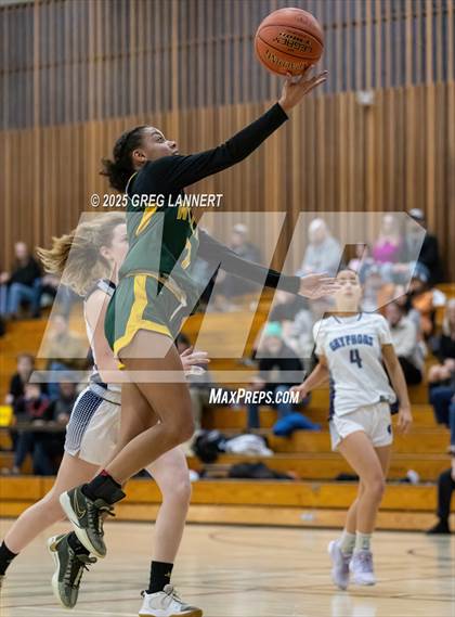 Thumbnail 2 in Willits @ Credo photogallery.