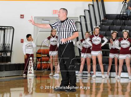Thumbnail 3 in Anna-Jonesboro vs. Benton (Goreville Invitational Tournament) photogallery.