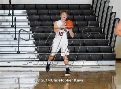 Thumbnail 2 in Anna-Jonesboro vs. Benton (Goreville Invitational Tournament) photogallery.
