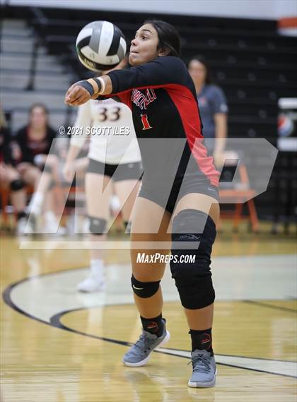 Thumbnail 3 in Circleville @ Amanda-Clearcreek photogallery.