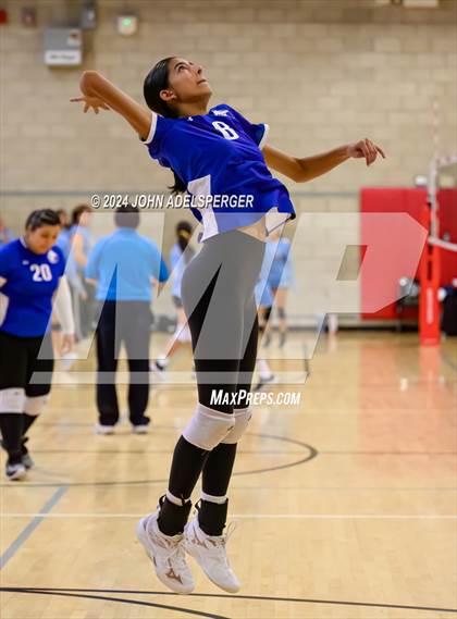 Thumbnail 1 in Wiseburn Da Vinci vs Rosary Whittier High School Cardinal Classic  photogallery.