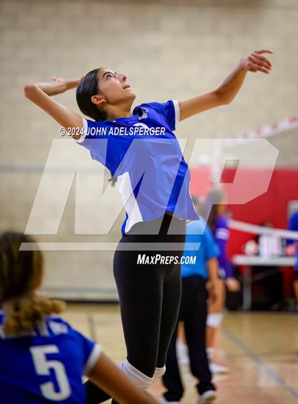 Thumbnail 2 in Wiseburn Da Vinci vs Rosary Whittier High School Cardinal Classic  photogallery.