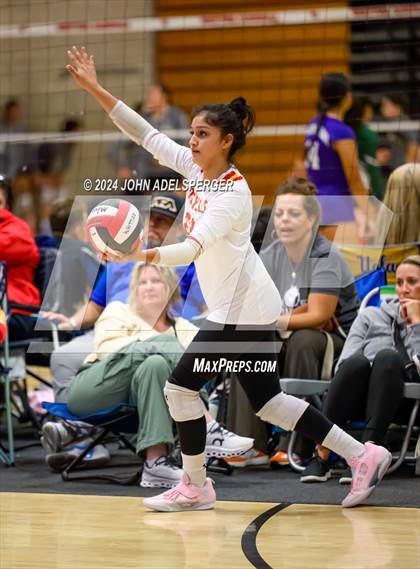 Thumbnail 2 in Wiseburn Da Vinci vs Rosary Whittier High School Cardinal Classic  photogallery.
