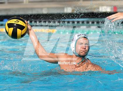 Thumbnail 2 in La Serna vs. Aliso Niguel (Villa Park Classic) photogallery.