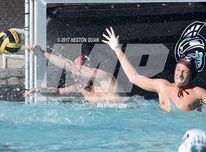 Thumbnail 2 in La Serna vs. Aliso Niguel (Villa Park Classic) photogallery.