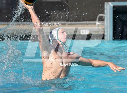 Thumbnail 2 in La Serna vs. Aliso Niguel (Villa Park Classic) photogallery.