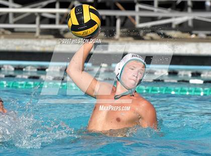 Thumbnail 2 in La Serna vs. Aliso Niguel (Villa Park Classic) photogallery.