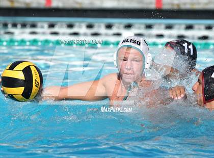 Thumbnail 1 in La Serna vs. Aliso Niguel (Villa Park Classic) photogallery.