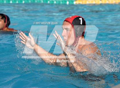 Thumbnail 2 in La Serna vs. Aliso Niguel (Villa Park Classic) photogallery.