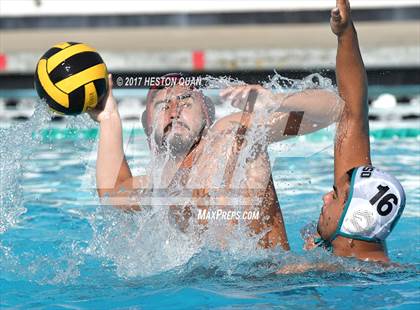 Thumbnail 1 in La Serna vs. Aliso Niguel (Villa Park Classic) photogallery.