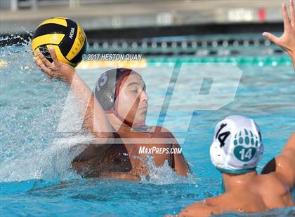 Thumbnail 1 in La Serna vs. Aliso Niguel (Villa Park Classic) photogallery.