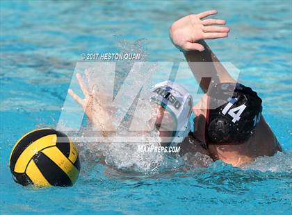 Thumbnail 2 in La Serna vs. Aliso Niguel (Villa Park Classic) photogallery.
