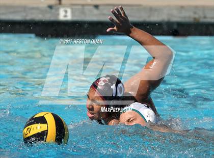 Thumbnail 1 in La Serna vs. Aliso Niguel (Villa Park Classic) photogallery.