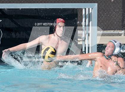 Thumbnail 2 in La Serna vs. Aliso Niguel (Villa Park Classic) photogallery.