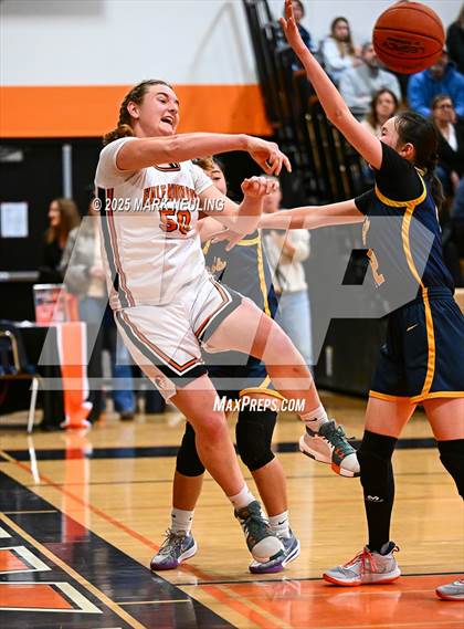 Thumbnail 3 in King's Academy @ Half Moon Bay (CIF CCS D4 Quarterfinal) photogallery.