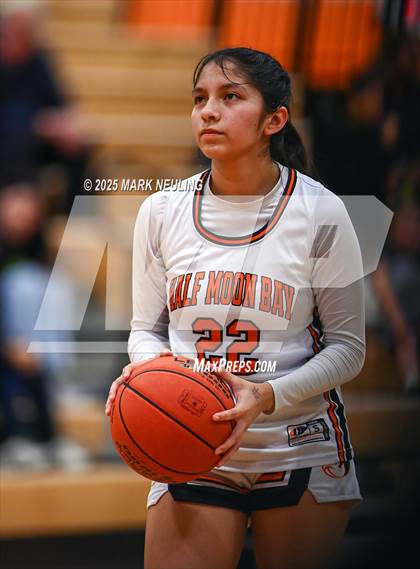 Thumbnail 2 in King's Academy @ Half Moon Bay (CIF CCS D4 Quarterfinal) photogallery.