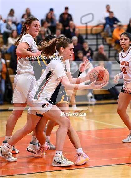 Thumbnail 3 in King's Academy @ Half Moon Bay (CIF CCS D4 Quarterfinal) photogallery.