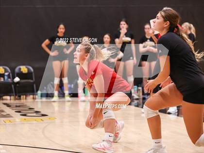Thumbnail 3 in St Francis vs Rocklin (Del Oro Tournament) photogallery.