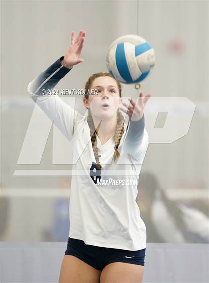 Thumbnail 1 in Clarkston vs. Farmington (Motor City Power Series) photogallery.