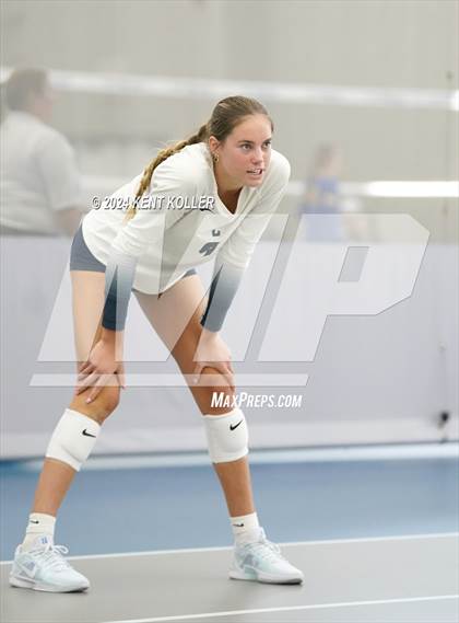 Thumbnail 2 in Clarkston vs. Farmington (Motor City Power Series) photogallery.