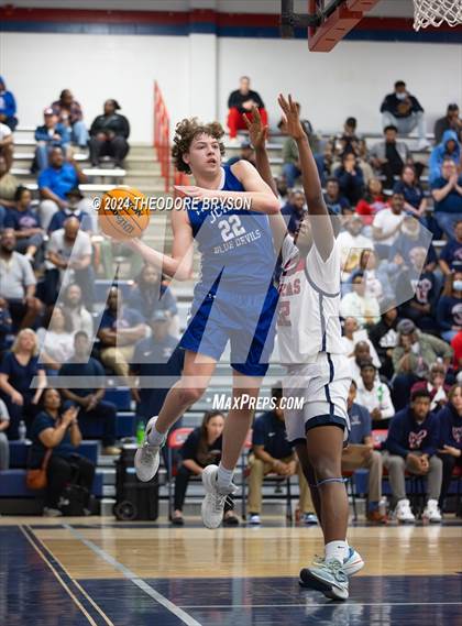 Thumbnail 3 in Jackson County @ Whites Creek (TSSAA Class 2A Sectional) photogallery.