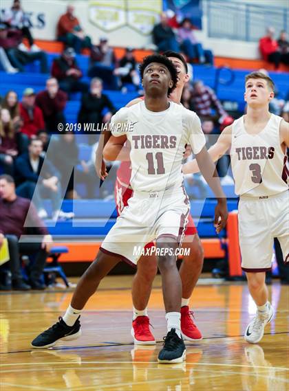 Thumbnail 2 in North Rockland vs Kingston (Officials vs Cancer) photogallery.