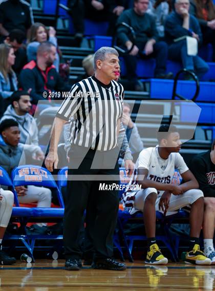 Thumbnail 2 in North Rockland vs Kingston (Officials vs Cancer) photogallery.