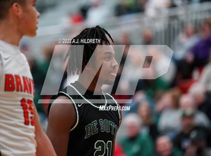 Thumbnail 1 in De Soto @ Bonner Springs photogallery.