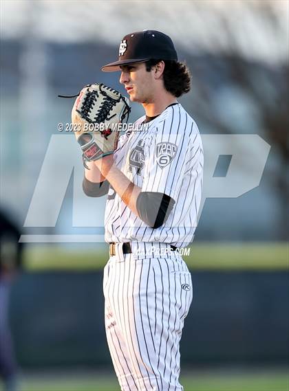 Thumbnail 2 in Clovis West @ Clovis North photogallery.