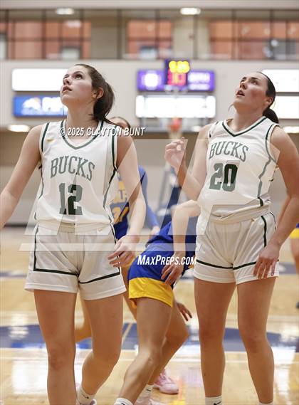 Thumbnail 3 in Colfax vs Pendleton (Avista Holiday Tournament) photogallery.