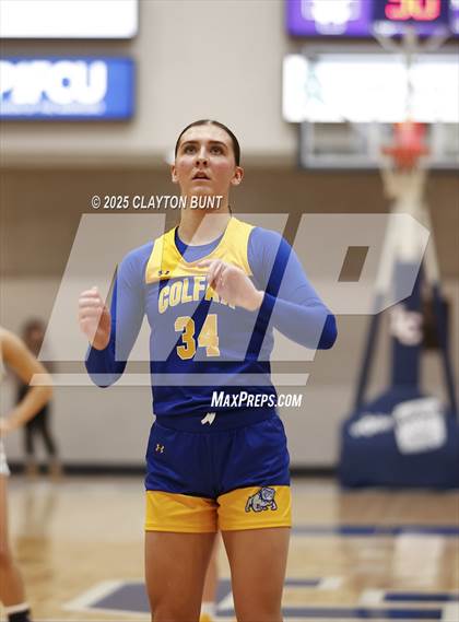 Thumbnail 3 in Colfax vs Pendleton (Avista Holiday Tournament) photogallery.
