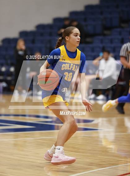 Thumbnail 2 in Colfax vs Pendleton (Avista Holiday Tournament) photogallery.