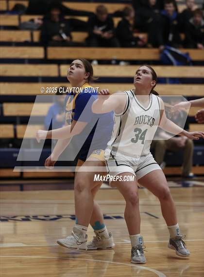 Thumbnail 2 in Colfax vs Pendleton (Avista Holiday Tournament) photogallery.