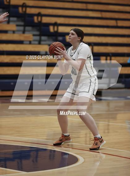 Thumbnail 3 in Colfax vs Pendleton (Avista Holiday Tournament) photogallery.
