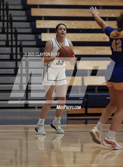 Thumbnail 1 in Colfax vs Pendleton (Avista Holiday Tournament) photogallery.