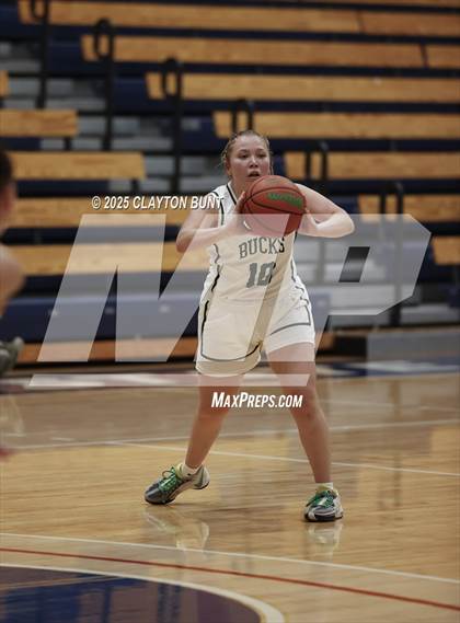 Thumbnail 2 in Colfax vs Pendleton (Avista Holiday Tournament) photogallery.