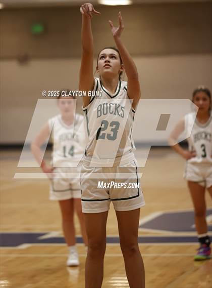 Thumbnail 2 in Colfax vs Pendleton (Avista Holiday Tournament) photogallery.