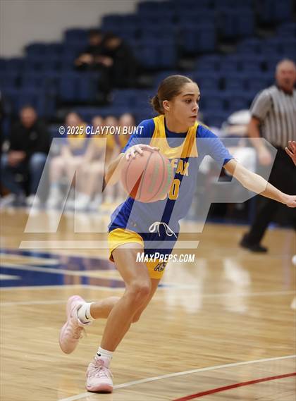 Thumbnail 1 in Colfax vs Pendleton (Avista Holiday Tournament) photogallery.