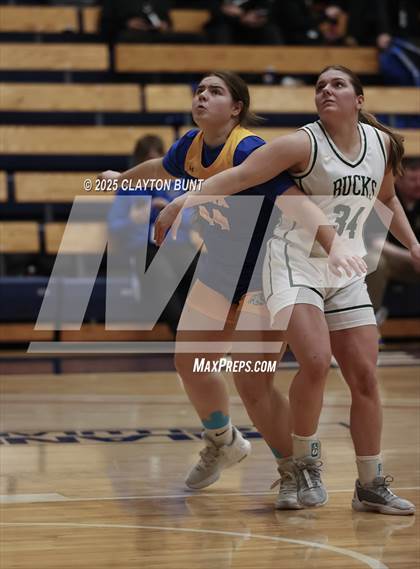 Thumbnail 2 in Colfax vs Pendleton (Avista Holiday Tournament) photogallery.