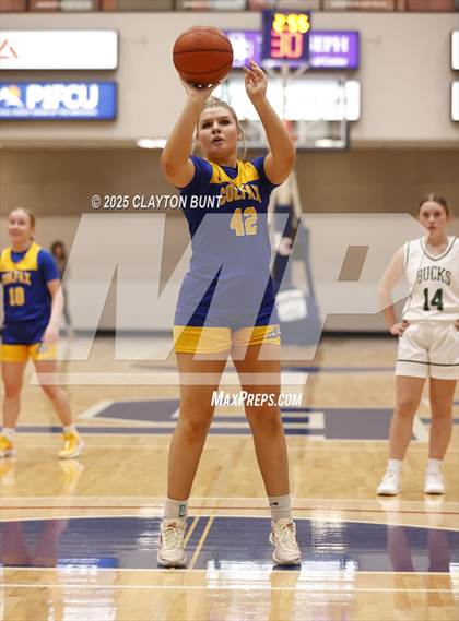 Thumbnail 2 in Colfax vs Pendleton (Avista Holiday Tournament) photogallery.